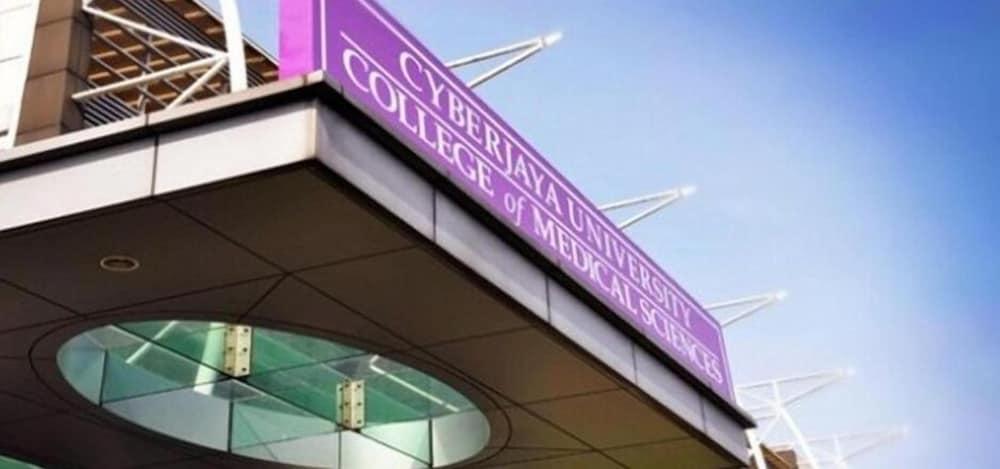 101 Hotel Bangi Ngoại thất bức ảnh